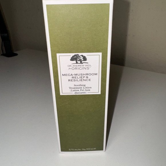 Origins Mega Mushroom Relief & Resilience Soothing Treatment Lotion 6.7 oz/200ml - Picture 2 of 10